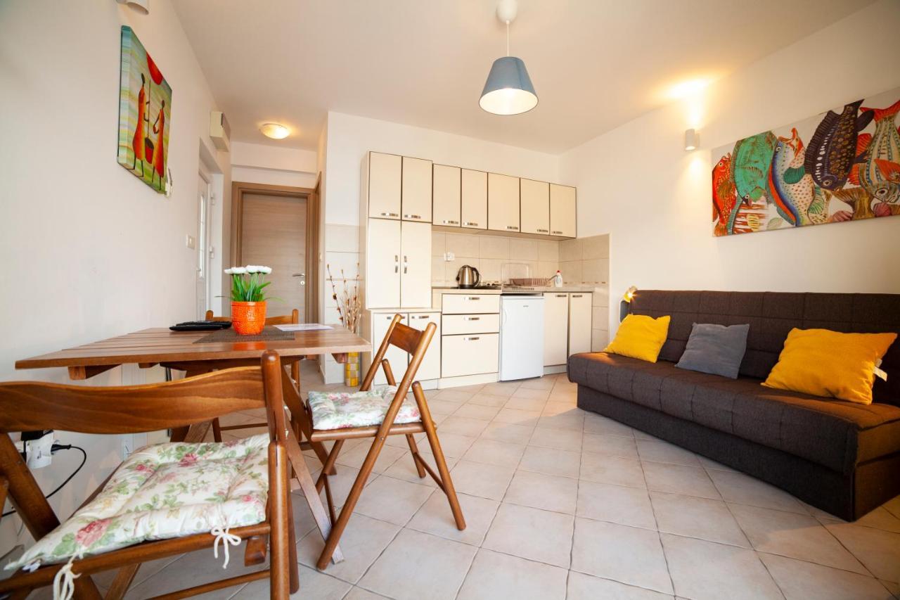 Leut Apartments Tivat Exterior photo